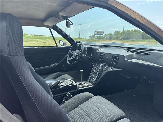 De Tomaso Pantera 01.76.63.32.16