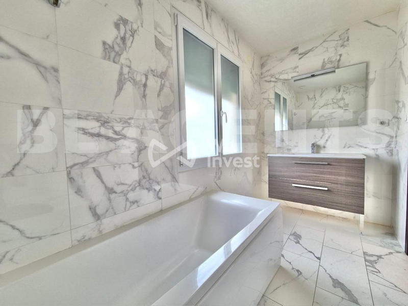 Maison - 150 m² - 5 pièces