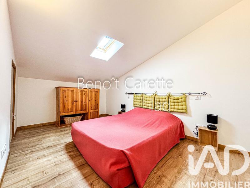 Maison - 180 m² - 8 pièces