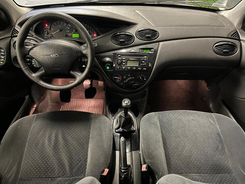 Ford Focus Hatchback 1.6 i 16v 100cv