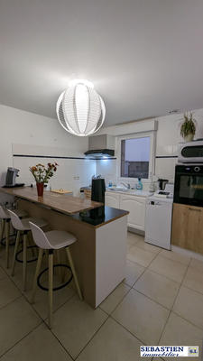 Maison - 121 m² - 6 pièces