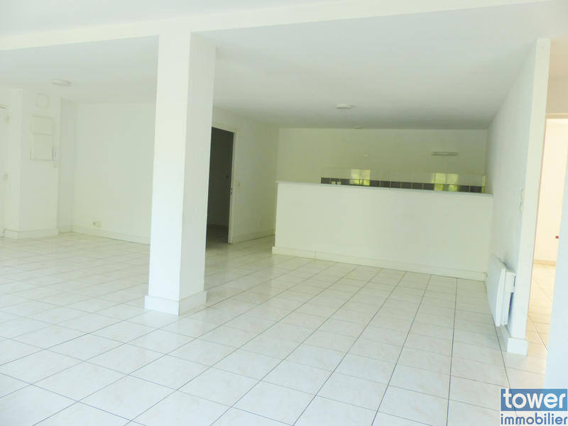 Appartement - 103 m² - 5 pièces