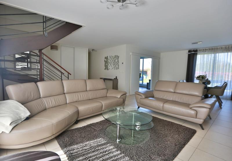 Maison - 152 m² - 7 pièces