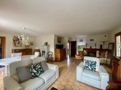 Maison - 108 m² - 4 pièces