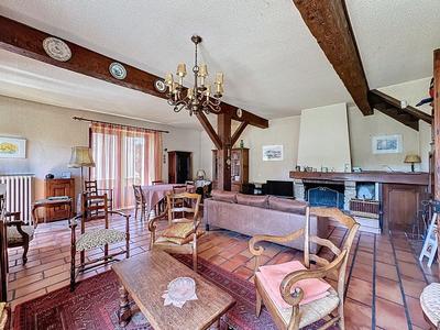 Maison - 134 m² - 4 pièces