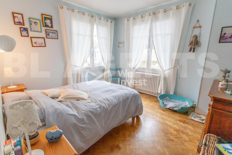 Maison - 105 m² - 5 pièces