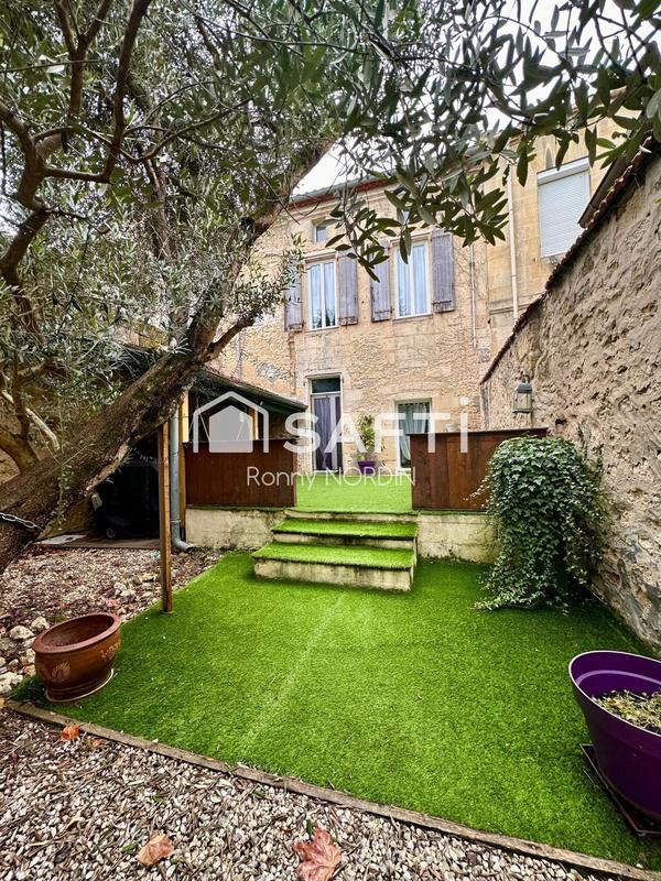 Maison - 195 m² - 6 pièces