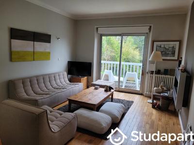 Chambre - 14 m² - 1 pièce