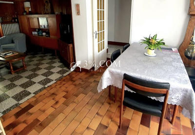 Villa - 90 m² - 5 pièces