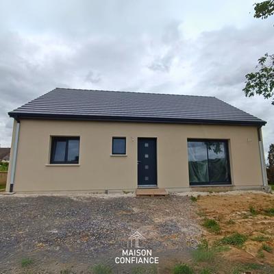 Maison - 85 m² - 4 pièces