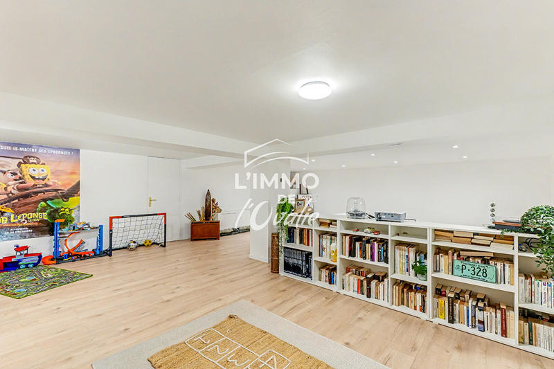 Maison - 190 m² - 6 pièces