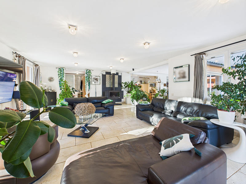 Maison - 210 m² - 5 pièces