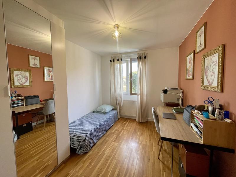 Appartement - 81 m² - 4 pièces