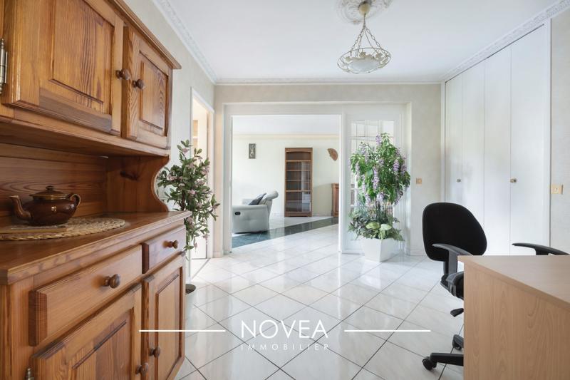 Appartement - 116 m² - 4 pièces