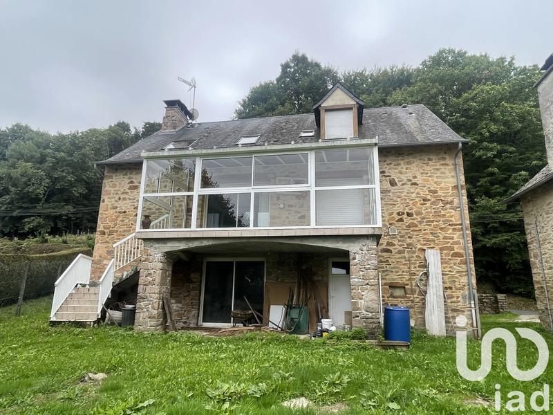 Maison - 230 m² - 8 pièces