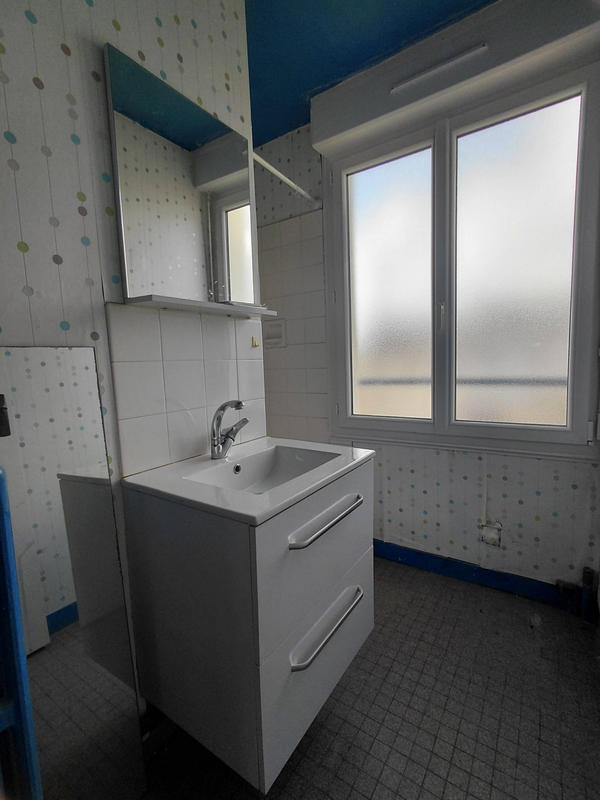 Maison - 92 m² - 6 pièces