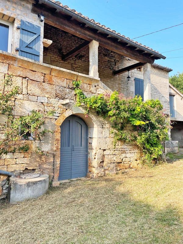 Maison en pierre - 101 m² - 5 pièces