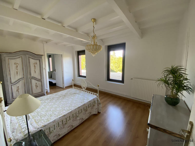 Maison traditionnelle - 327 m² - 5 pièces