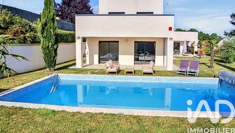 Maison de maîtres - 300 m² - 10 pièces