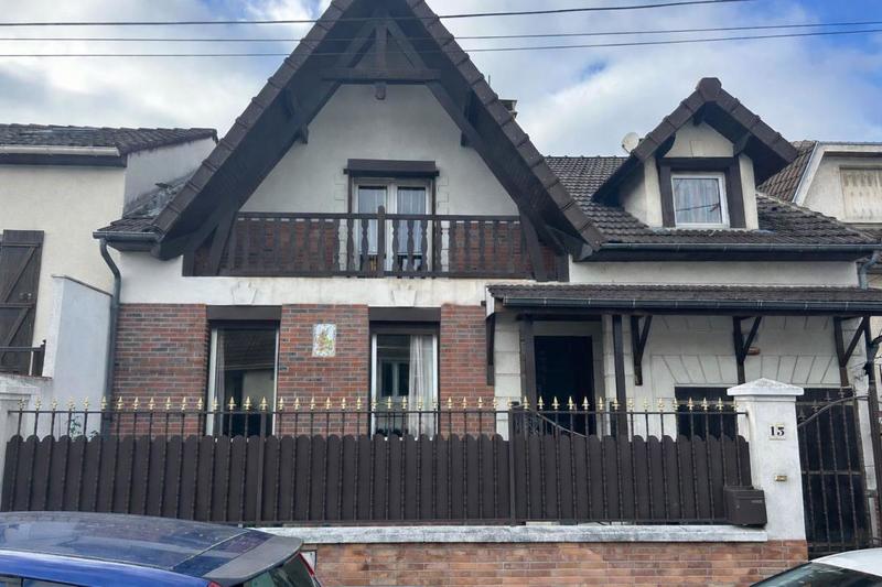 Maison - 144 m² - 6 pièces