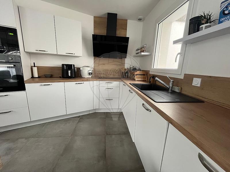 Maison - 73 m² - 3 pièces