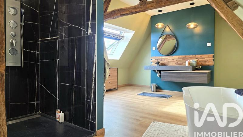 Maison - 165 m² - 6 pièces