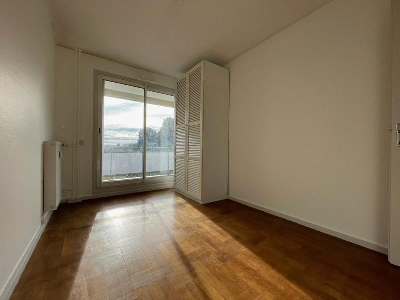 Appartement - 77 m² - 3 pièces