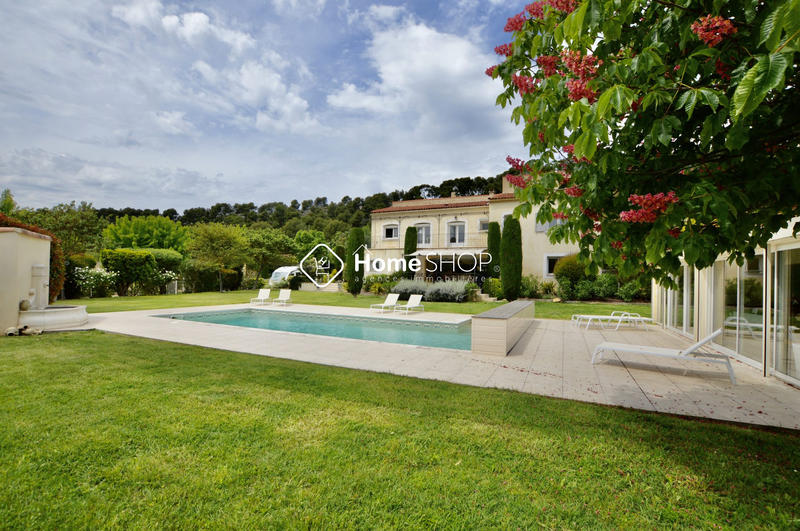 Mas - 510 m² - 10 pièces