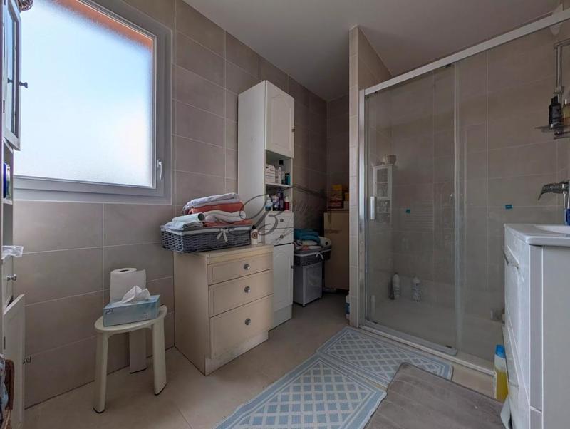 Maison - 94 m² - 4 pièces