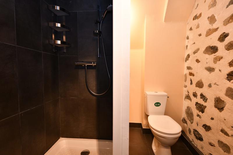 Maison - 390 m² - 12 pièces