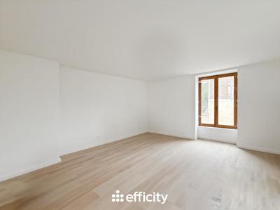 Maison de ville - 88 m² - 4 pièces