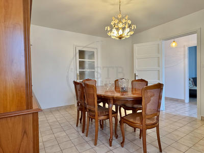 Maison - 87 m² - 5 pièces