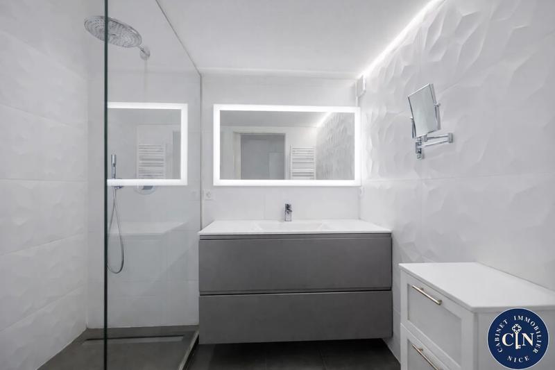 Appartement - 98 m² - 3 pièces