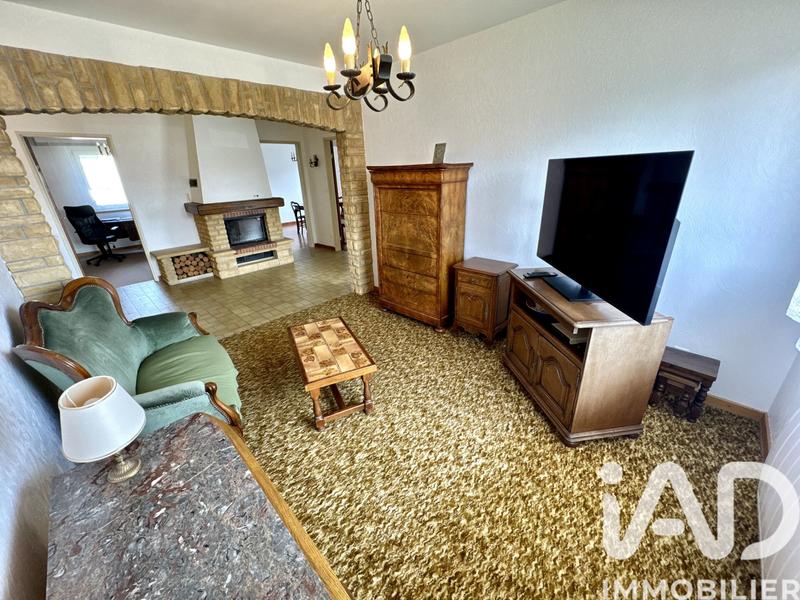 Maison - 201 m² - 7 pièces