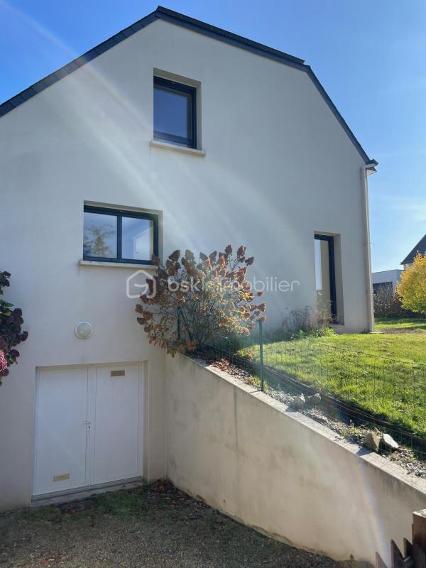 Maison - 135 m² - 6 pièces