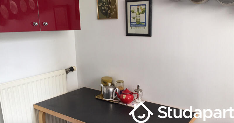 Chambre - 9 m² - 1 pièce