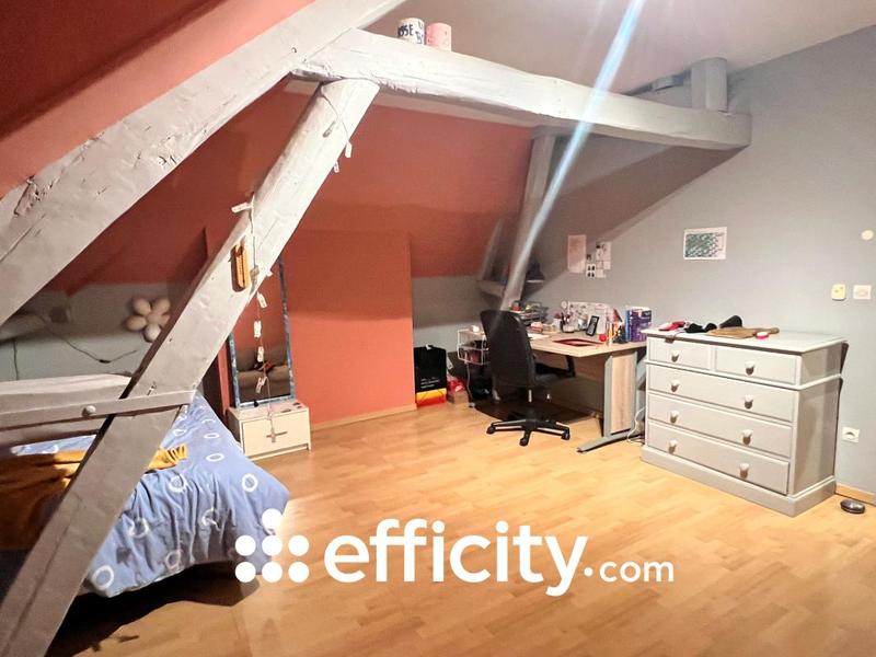 Maison - 150 m² - 7 pièces