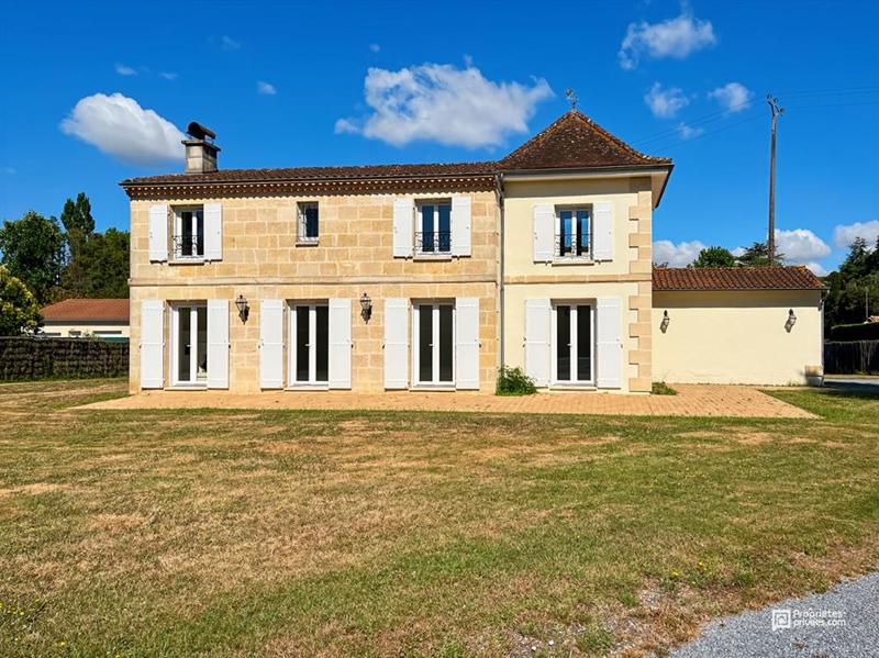 Maison - 177 m² - 6 pièces