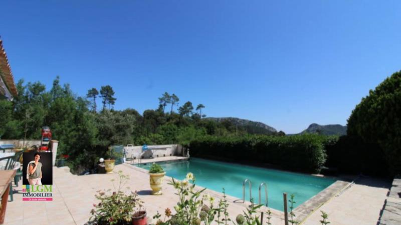 Maison - 141 m² - 6 pièces