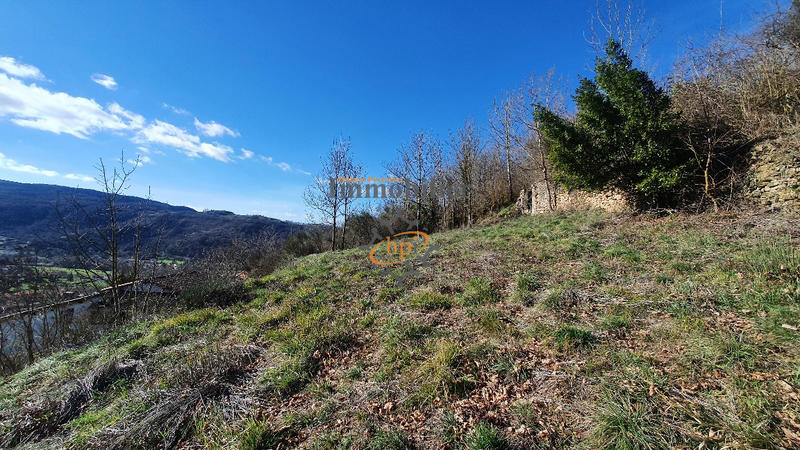 Terrain - 2 800 m²