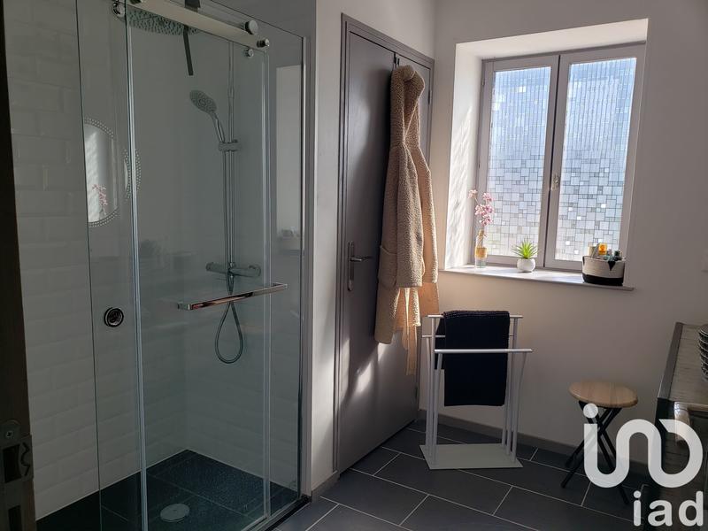 Maison - 338 m² - 10 pièces