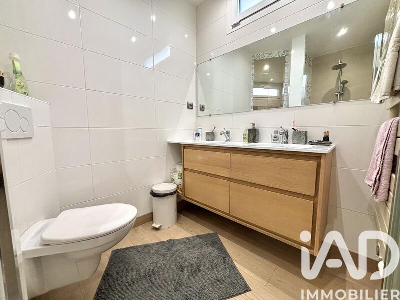 Maison - 127 m² - 5 pièces