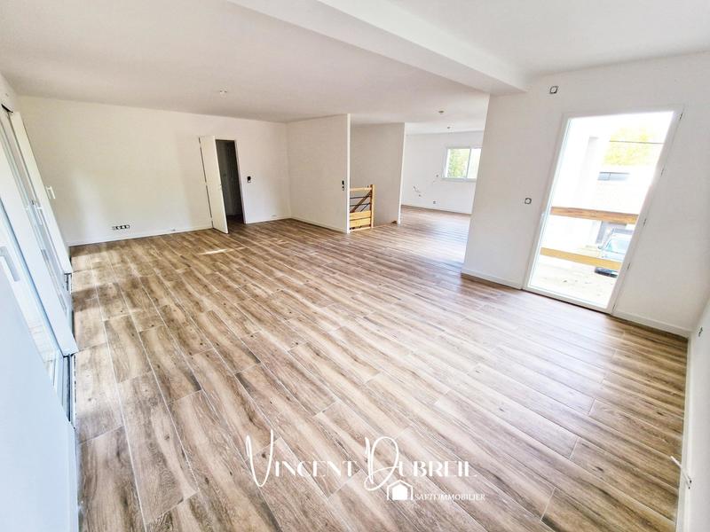Maison - 155 m² - 7 pièces