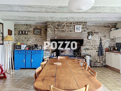 Maison - 171 m² - 8 pièces