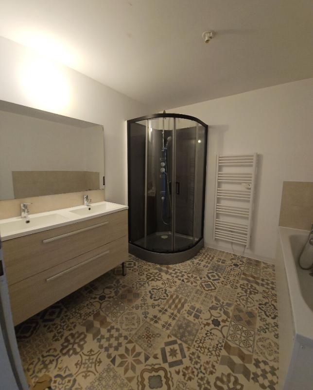 Appartement - 140 m² - 5 pièces