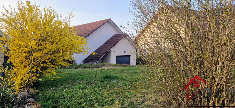 Maison - 103 m² - 5 pièces