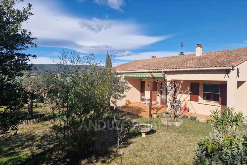 Maison - 98 m² - 5 pièces