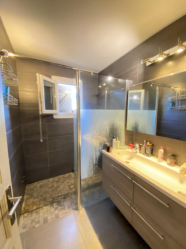 Appartement - 90 m² - 3 pièces