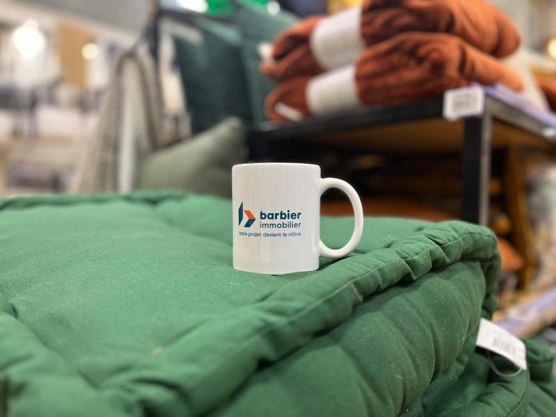 Fonds de commerce - 1 320 m²