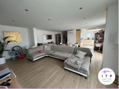 Maison - 121 m² - 4 pièces